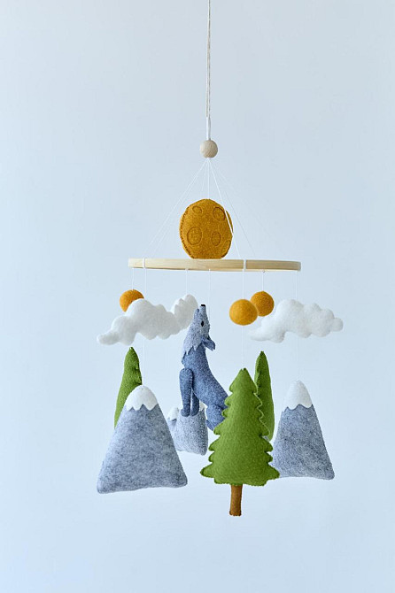 Дитячий мобіль на ліжечко для немовлят WoollyFox "Вовк у лісі" Київ - фото 1