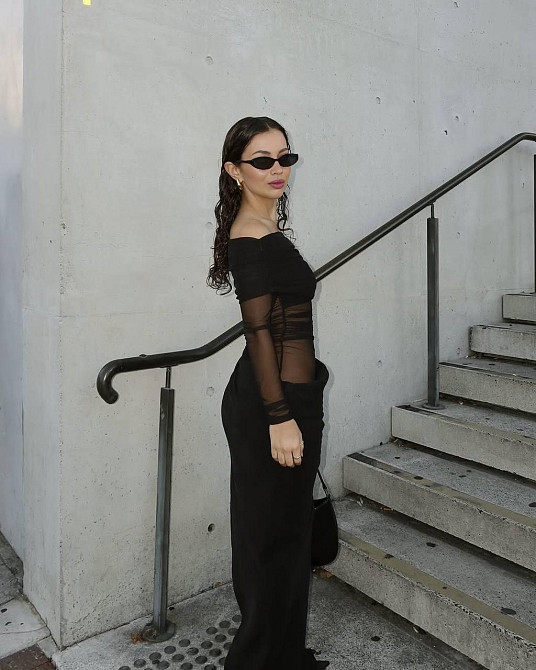 Жіноча елегантна приваблива максі- сукня з відкритими плечима Одеса - фото 4