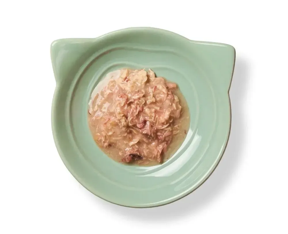 Вологий корм Natural Kitty Meat Lover Tuna And Chicken In Gravy додатковий корм для котів тунець з куркою у соусі, 70 г Київ - фото 4