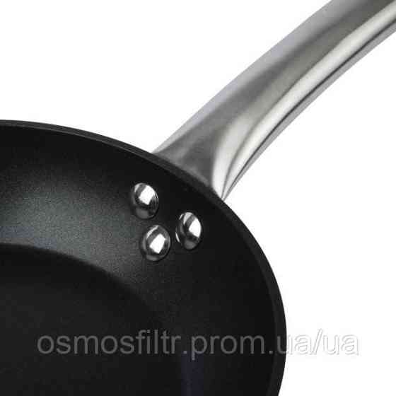 Сковорода Axentia Blackline Ø 20 см аллюминий ручка нерж антипригарное покрытие PTFE (135649) Киев
