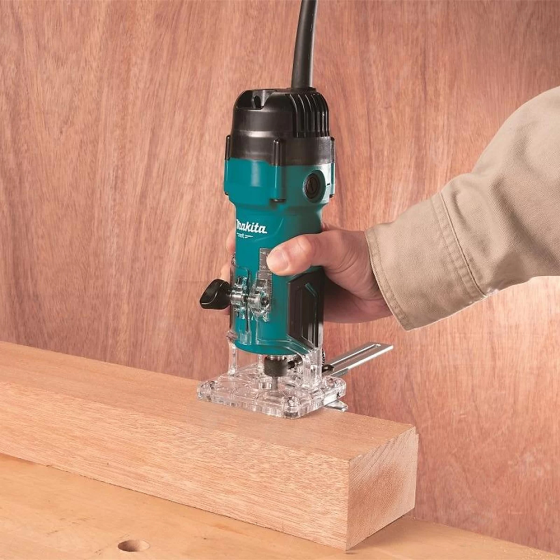 Професійний електричний фрезер Makita MT M3702B : 530 Вт, 6 цанга (M3702B) Київ