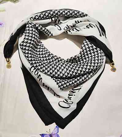 Шарф жіночий з магнітною застібкою Сміла