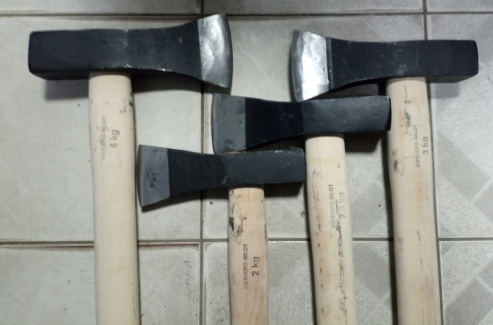 Сокира колун від польського виробника кованих виробів "Kuznia TosStal" вагою 2.0 кг довжиною ручки 80 см Киев - изображение 2