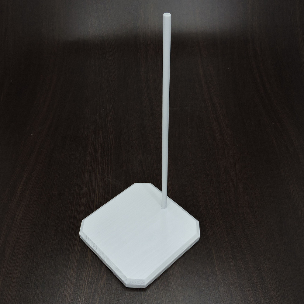 Подставка для кукол 