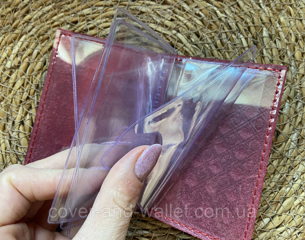 Червона жіноча обкладинка на ID пластиковий паспорт із файлами ST Leather Київ - фото 4