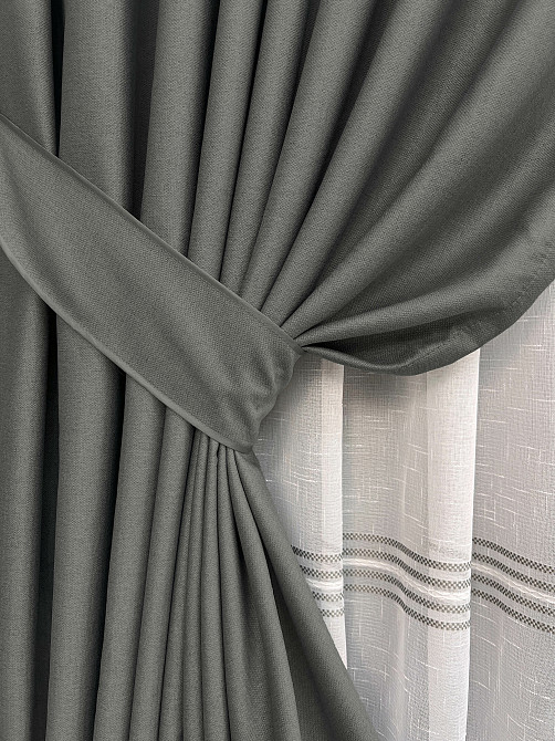 Комплект штор VR-Textil Шеніл 200х270 2шт і Тюль 500х270 1592ш-1428т Сірий з білим 71-201/6 Київ - фото 4
