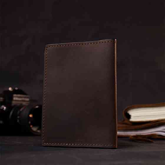 Стильна шкіряна обкладинка на паспорт з утримувачем для Apple AirTag Коричневий (GRANDE PELLE) Київ