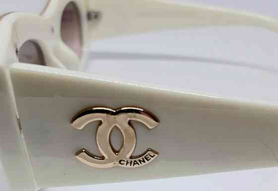 Брендовые женские очки бежево розовые в белой глянцевой оправе. Киев