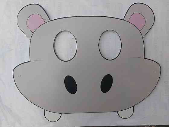 Дитяча маска Бегемот із картону 23 на 18 см сірий Київ