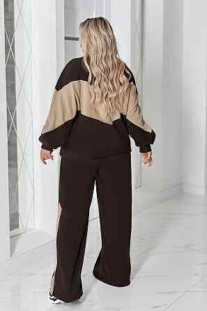 Спортивный флисовый костюм 