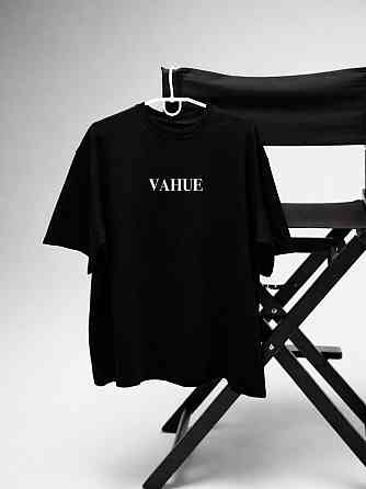 Футболка “VAHUE” — минималистичная oversize футболка в streetwear стиле M, Черный Черновцы