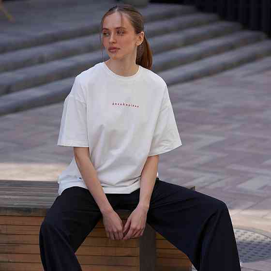 Футболка Hillary&M.Bocharova "Дихай мріями" Київ