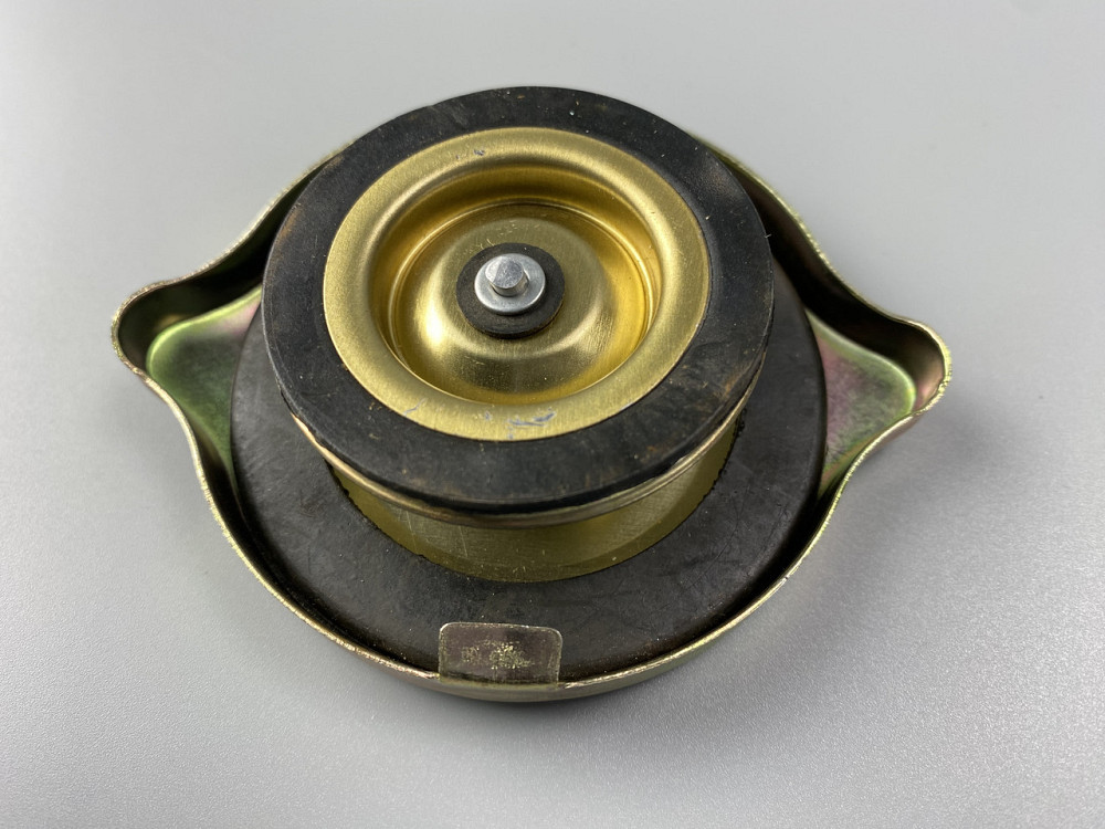 Кришка радіатора металева ЗІЛ, МТЗ, Т150, ЮМЗ, ДОН, КамАЗ. Кришка радіатора металева ЗІЛ Мукачево - фото 7