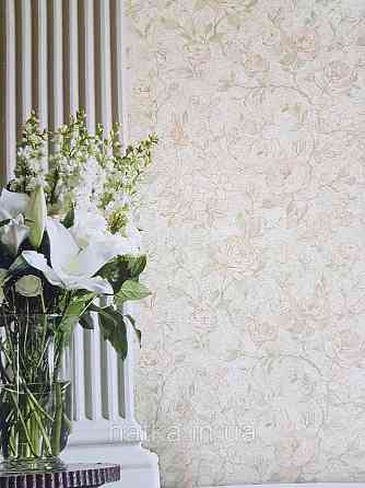 Шпалери вінілові на флізеліні Grandeco Anastasia метрові квіти троянди структурні червоні із золотом на білому Київ