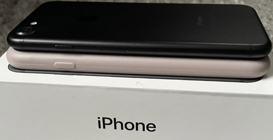 Айфон Apple iPhone 7 32Gb. Matte Black Neverlock Київ - фото 2