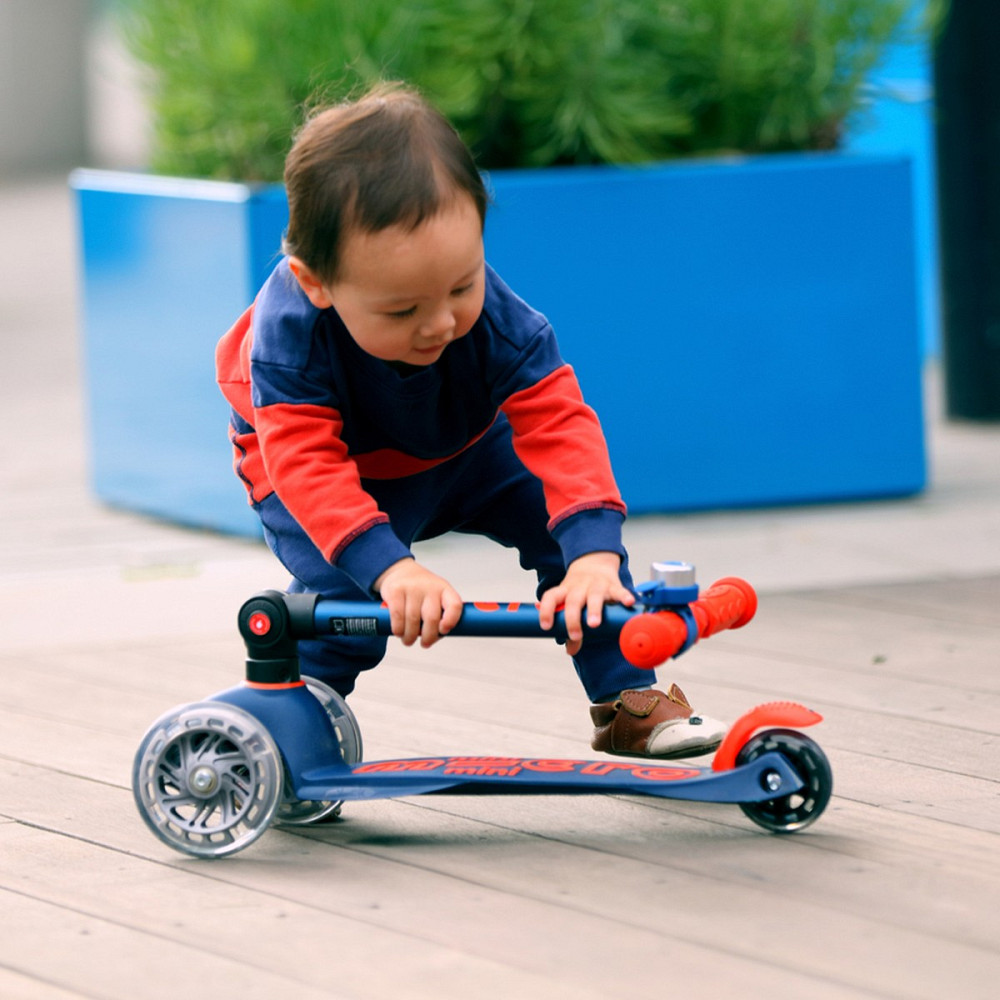 Самокат MICRO складний серії Mini Deluxe Foldable LED – Синій Дніпро - фото 9