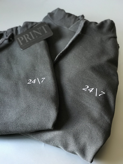 Графітові парні толстовки для хлопця та дівчини з написом 24/7 Чернівці - фото 1