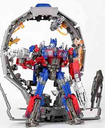 Трансформер  Оптимус Прайм с причепом з кінофільму Dark of the moon Київ