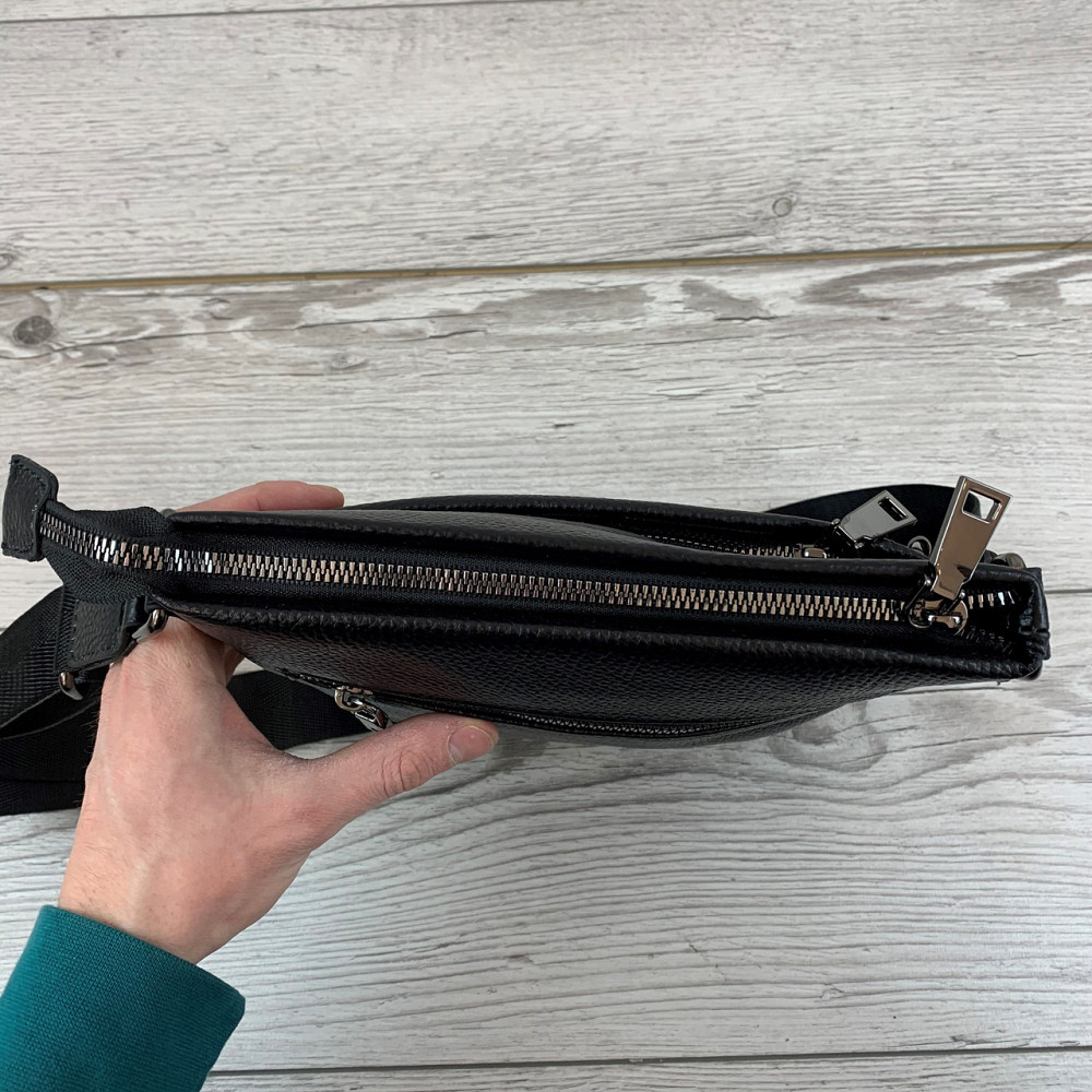 Чоловіча сумка через плече з натуральної шкіри каркасна маленька містка, чорнаMasterSem Київ - фото 6