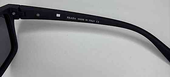 Сонцезахисні окуляри Prada Київ