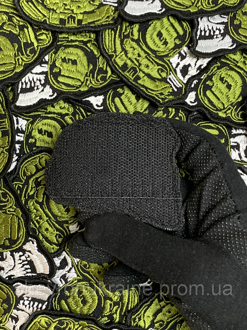 Шеврон Череп у шоломі. Реколор (Форма контурна. На липучці) Розмір 7x8см Київ - фото 7