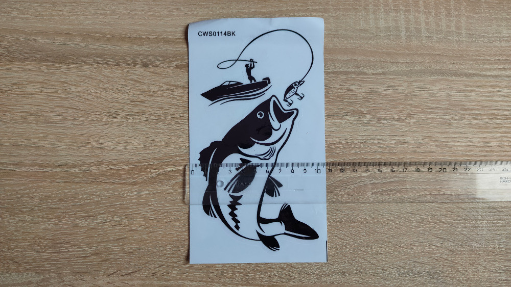 Наклейка на авто Рыбак с крупной рыбой Киев - изображение 5