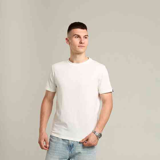 Мужская футболка молочная Pobedov Peremoga Киев