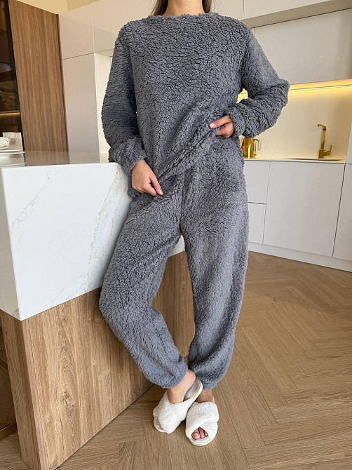 Жіноча затишна піжама-двійка: кофта та штани махра тедді Графіт, 48/52 Одеса - фото 1