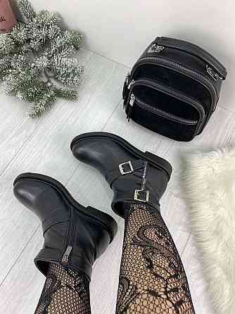 Без бренда Жіночі черевики D and V чорні натуральна шкіра з хутром висота 12см каблук 3см підош Коломыя