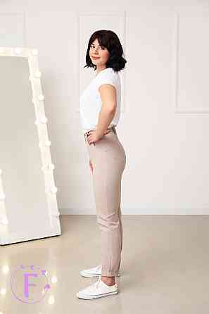 Женские брюки джоггеры 