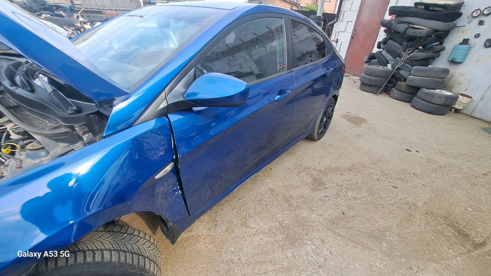 Заднє праве скло дверей Hyundai Accent 11-19р Київ - фото 2