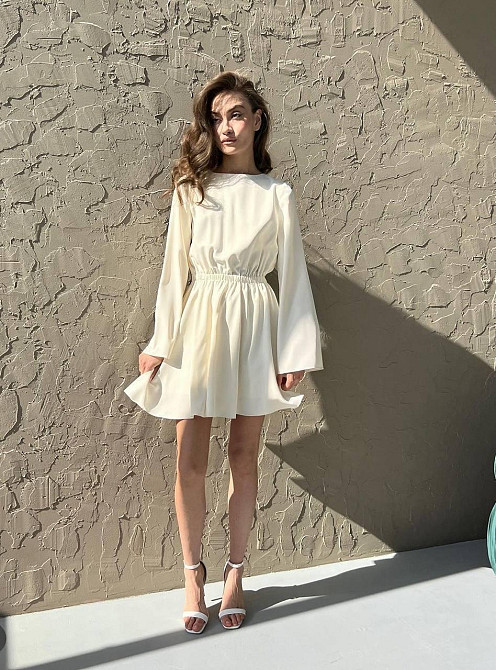 Женское романтическое мини платье с открытой спиной. Молочный Одесса - изображение 6