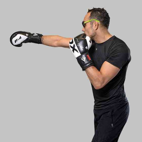 Боксерські рукавиці RDX F4 Boxing Sparring Gloves Hook&Loop WHITE/BLACK 10 унцій (капа у комплекті) Каменское
