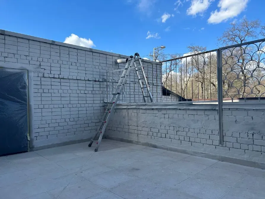 Здам Офіс на пушкіна 2\2 але з окремим входом. Своя вода і каналізація. непоганий ремонт. Є парковка перед будівлею. Дніпро - фото 6