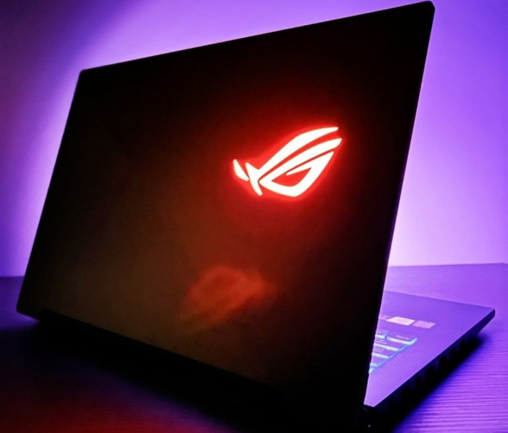 Ноутбук Игровой ASUS ROG 4K AMOLED !!! RTX 2070 8Gb / i7-10750H / RAM16GB/ SSD Киев - изображение 3
