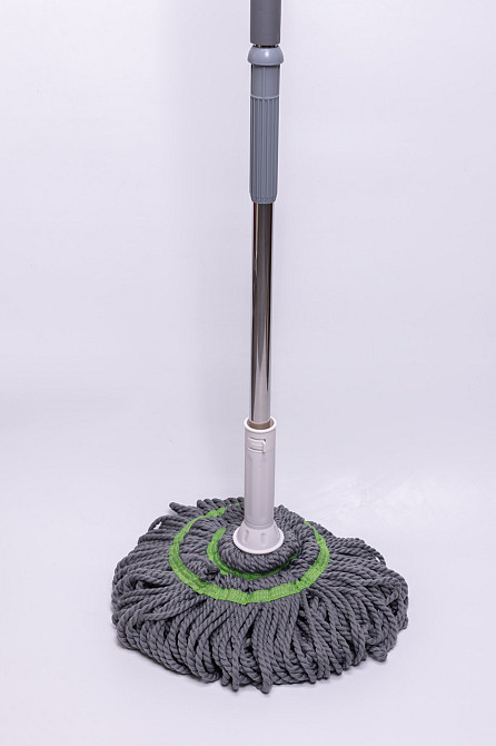 Універсальна швабра з мікрофібри з самовижимом 360° Київ - фото 2
