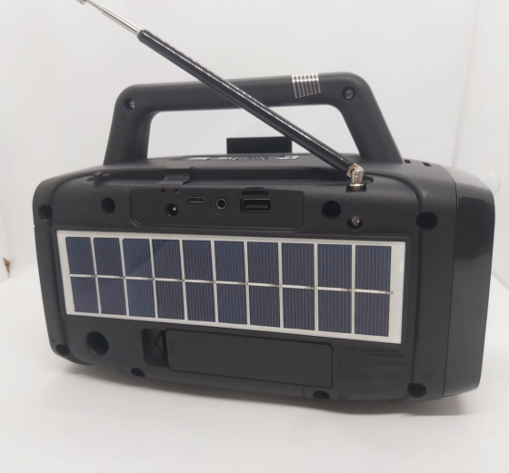 Радіоприймач на сонячній батареї + ліхтарик EPE FP-28-S (USB + microUSB + Bluetooth) Чорний Київ