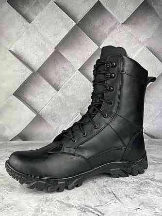 Чоловічі військові берці Тайфун чорного кольору водонепронекні на хутрі прошиті та проклеєні якісні берці WAR Львів