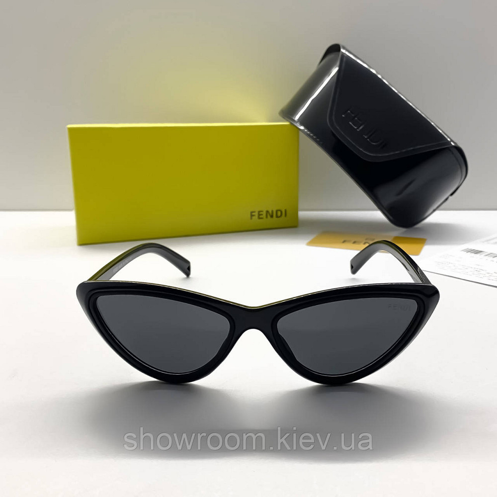 Женские солнцезащитные очки Fendi (3021) polaroid Киев - изображение 4