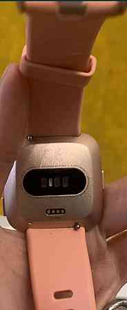 СМАРТ-годинник: FitBit Versa, фітнес Трекер! Київ