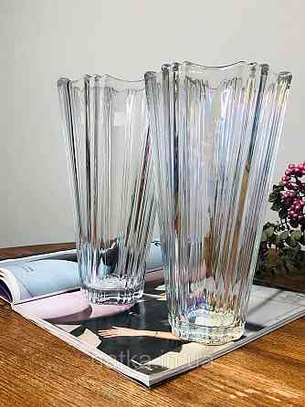 Ваза скляна Olens "Мальва райдужна" 12*25 см прозоре з переливами товсте скло Київ