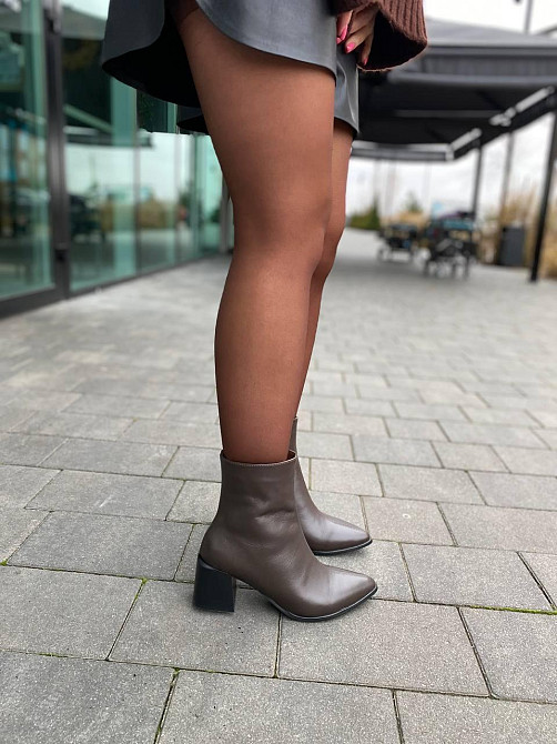 Черевики жіночі з натуральної шкіри демісезонні 6057 шоколадні на підборах / Черевики весна-осі Коломия - фото 4