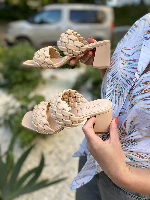 Stilli Шльопанці жіночі зі штучної шкіри на підборах бежеві STILLI L117-2 р. 36, 38, 39 / Літні Коломыя - изображение 1