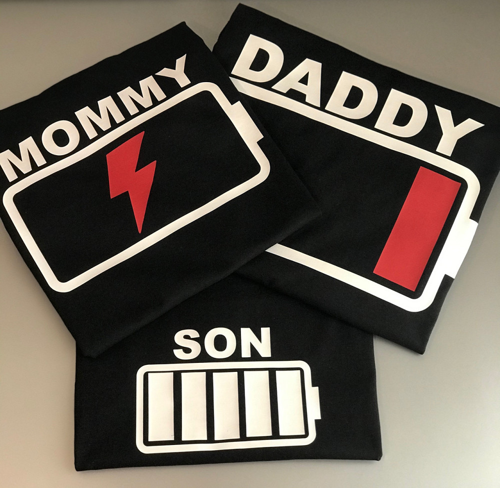 Футболки в стилі Family look для мами, тата та дитини — Заряд батареї Чернівці - фото 1