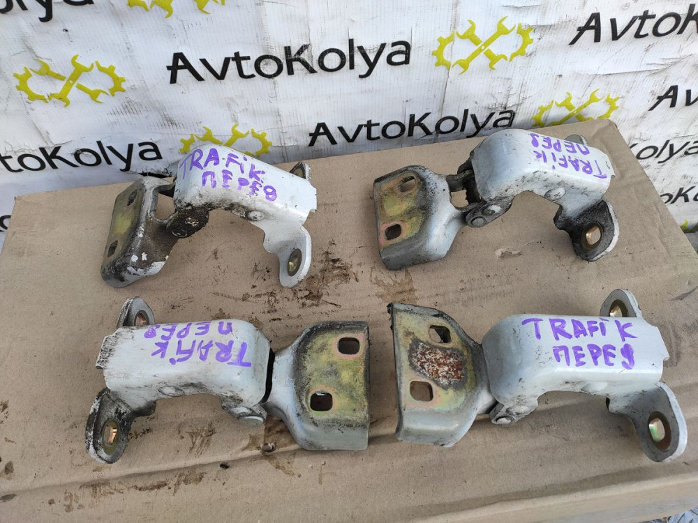 Петля передніх дверей Renault Trafic 2001-2014 Ковель - фото 1