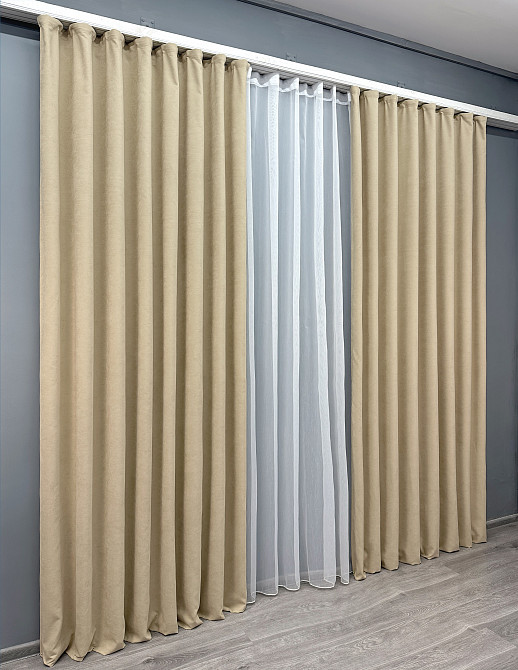 Комплект штор VR-Textil Микровелюр SPARTA 150х270 2шт и Тюль 400х270 1192ш-1153т Бежевый с белым 71-121/3 Киев - изображение 3