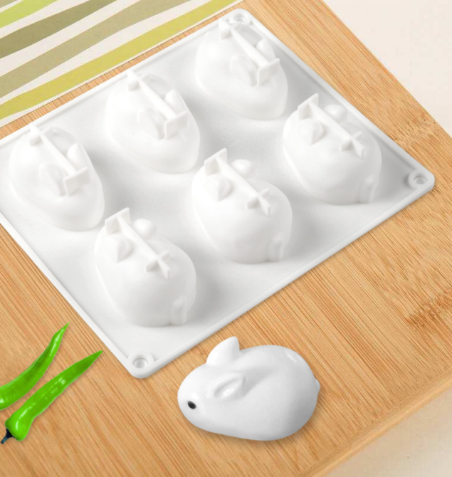 Молд силиконовый Заяц 135 на 131 мм белый Киев - изображение 1