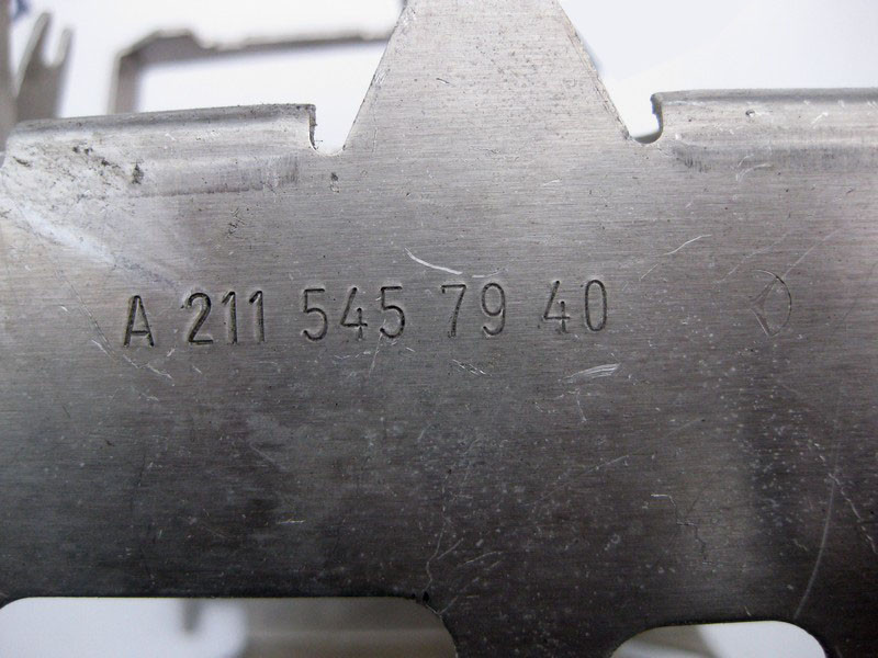 Mercedes-Benz  A2115457940 Кронштейн блоків керування в багажнику ліворуч E-Class W211 CLS C219 Одесса - изображение 4