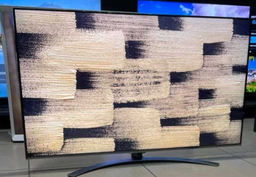 Телевизор Безрамный: 55