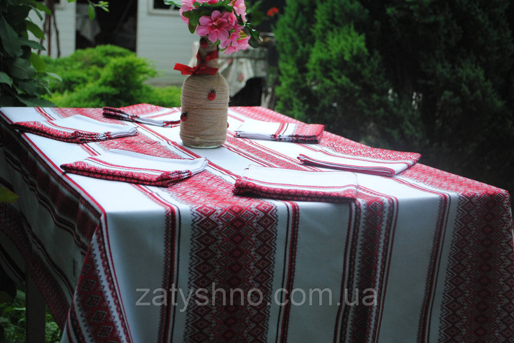 Скатертина на стіл, вишита в червоному кольорі Київ - фото 1